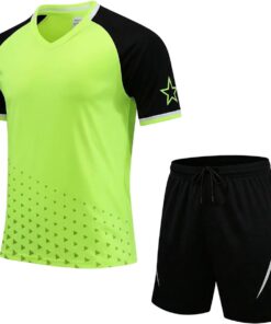 Voetbaltenue voor Jongens, Kinderen Sportset met Ademend Sneldrogend, Korte Mouwen en Korte Broek voor Gym, Tennis, Training